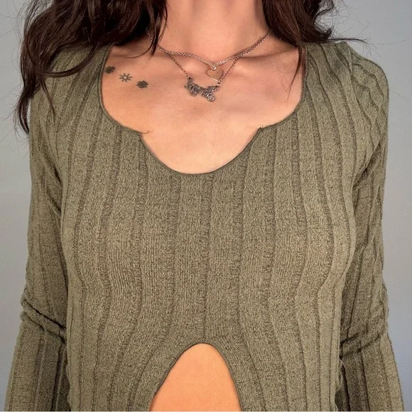 SHEIN Olive Ribbed Crop Top - Picture 1 of 4